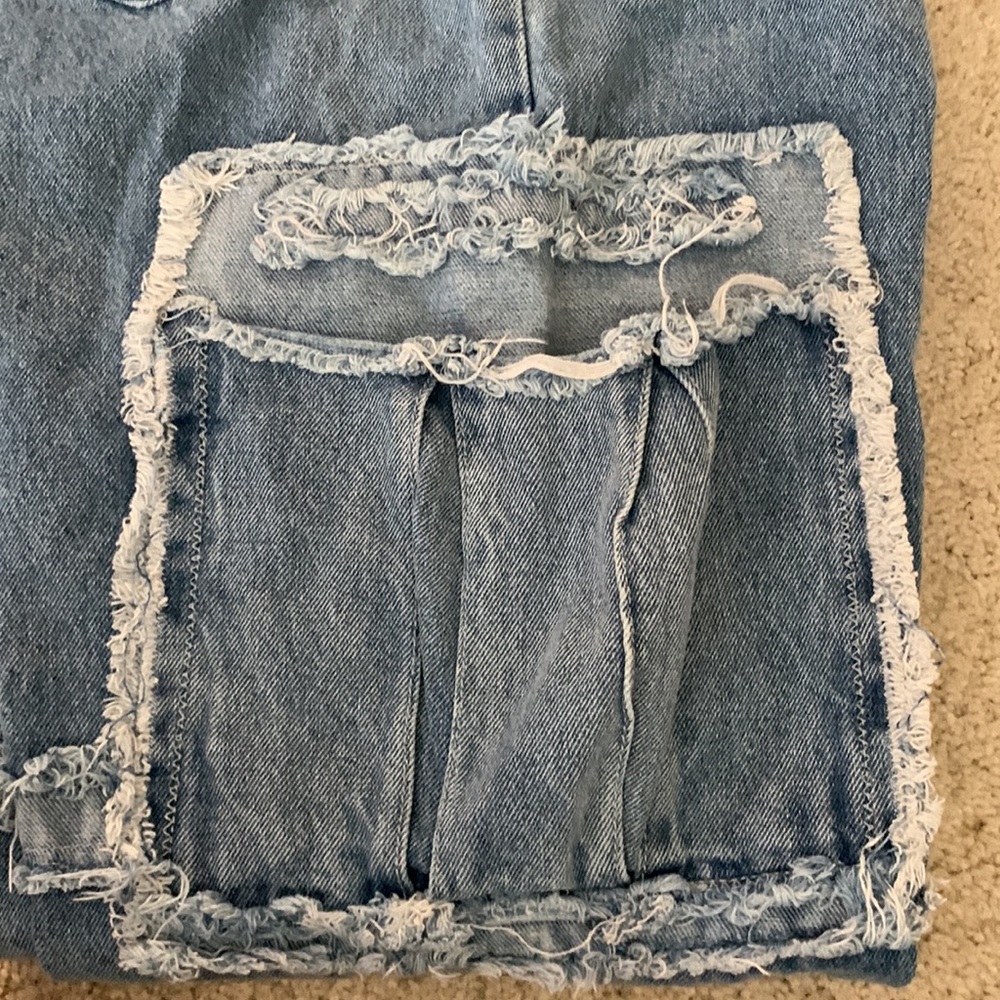 Jeans 👖 - Picture 2 of 3